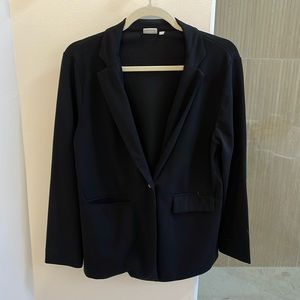 Black Blazer